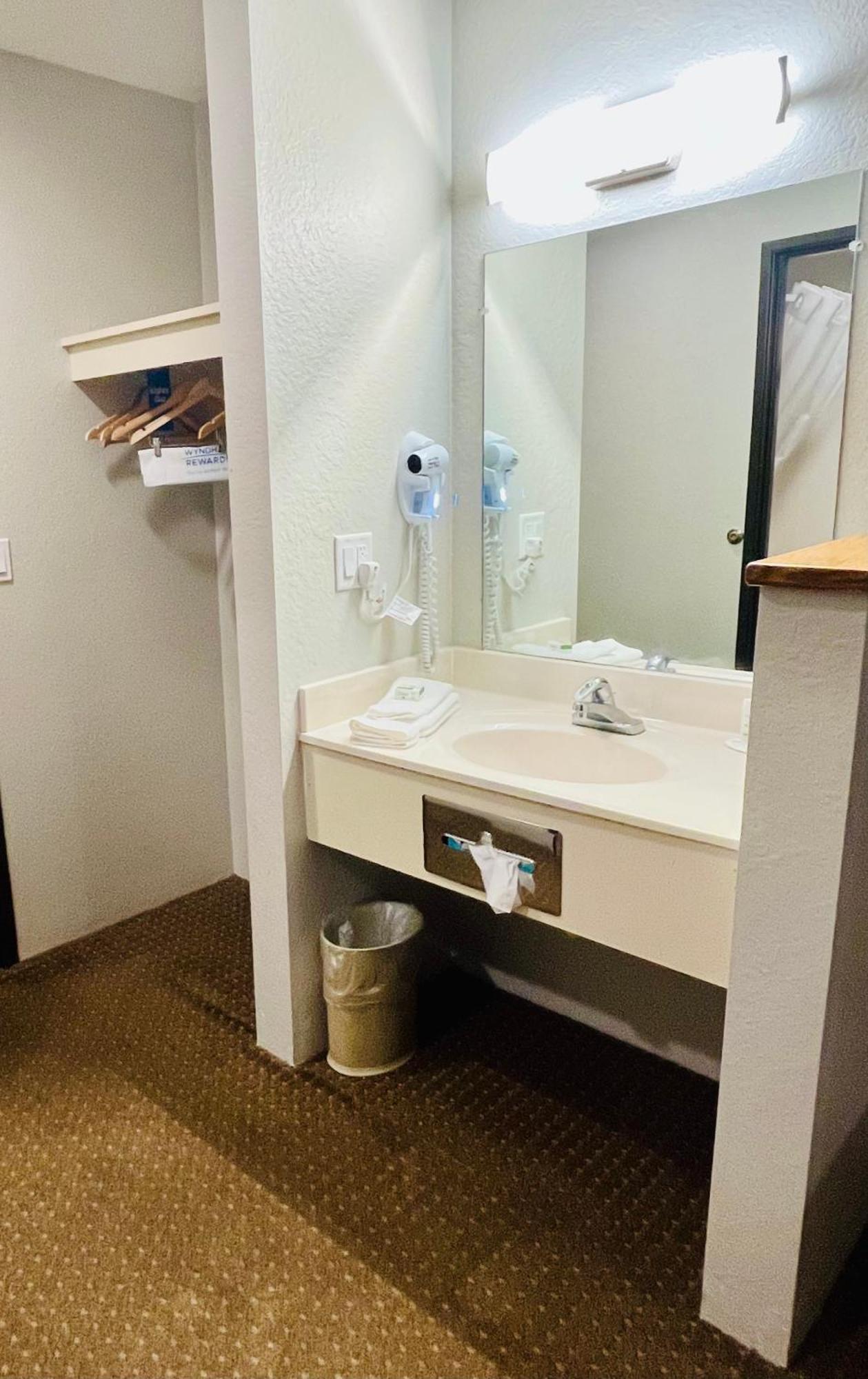 Days Inn By Wyndham Wall Ngoại thất bức ảnh